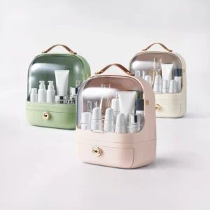 Organizador verde con productos